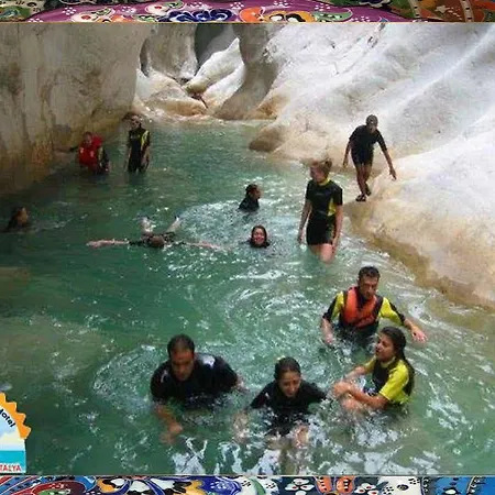 Sea And Mountain غويْنوك